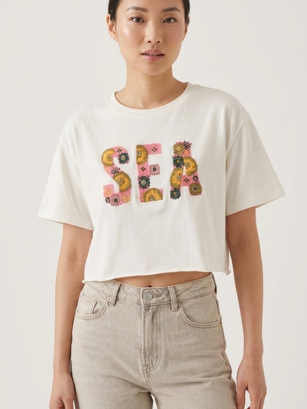 Primark White Cropped Tee with Floral 'SEA' Graphic
